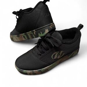 Heelys Black Sneakers with Green Camouflage and wheels